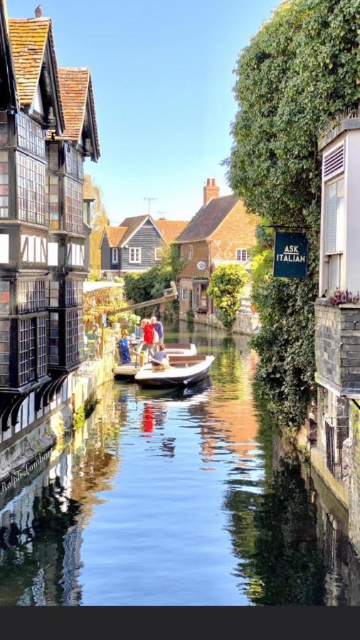 Grand Apartment In Historic Building With Free Parking Canterbury Ngoại thất bức ảnh
